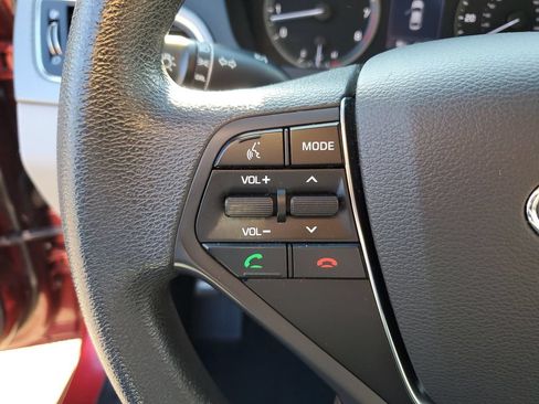 Used 2016 Hyundai Sonata SE FWD image 18