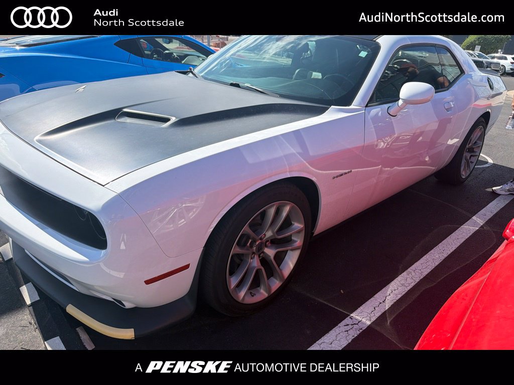 Used 2020 Dodge Challenger R/T RWD image 1