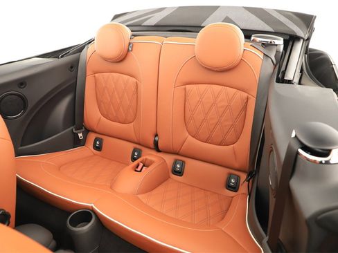 Used 2024 MINI Cooper S w/ Signature Upholstery Package image 21