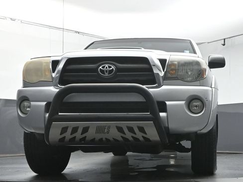 Used 2006 Toyota Tacoma PreRunner RWD image 31