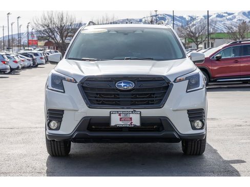 Certified 2023 Subaru Forester Premium image 8