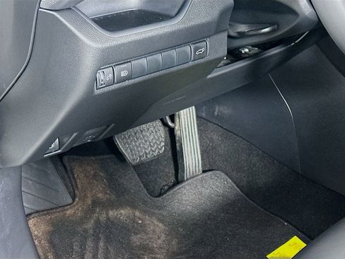 Used 2024 Toyota RAV4 XLE Premium image 10
