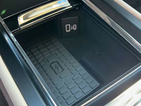 New 2025 Lincoln Corsair FWD w/ Equipment Group 101A image 17