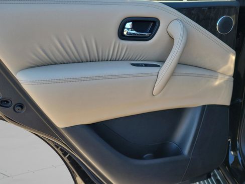 Used 2023 Nissan Armada Platinum w/ Captain's Chairs Package image 13