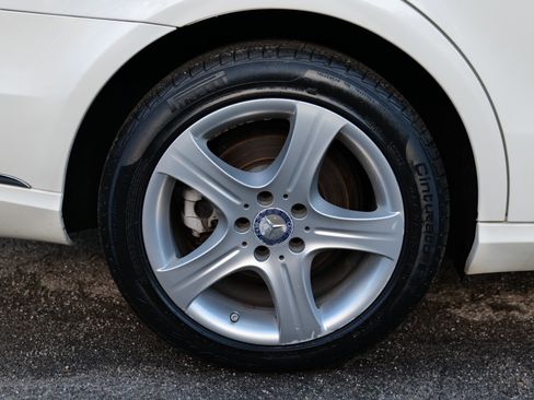 Used 2014 Mercedes-Benz E 350 4MATIC Wagon image 85