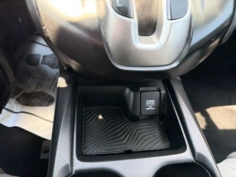 Used 2019 Honda CR-V LX image 19