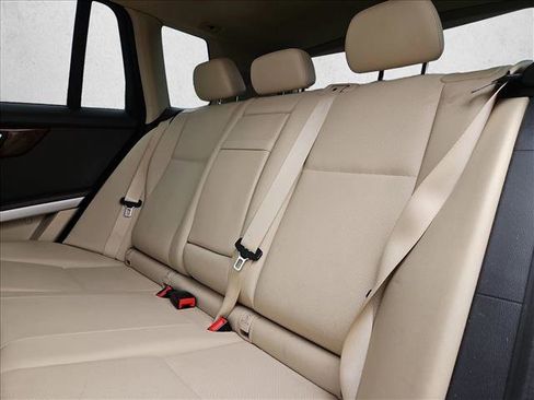 Used 2015 Mercedes-Benz GLK 350 2WD image 14