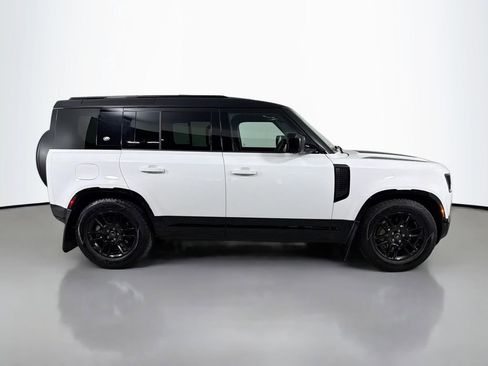 Certified 2023 Land Rover Defender 110 X-Dynamic SE AWD/4WD image 4