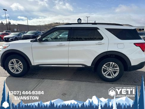 Used 2022 Ford Explorer XLT w/ Equipment Group 202A image 6