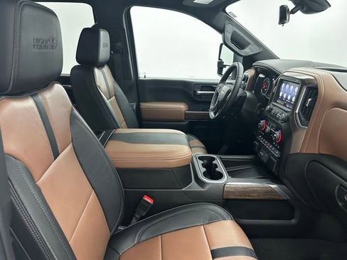 Used 2023 Chevrolet Silverado 2500 High Country w/ Z71 Off-Road Package image 37