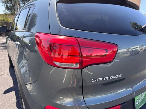 Used 2015 Kia Sportage LX image 10