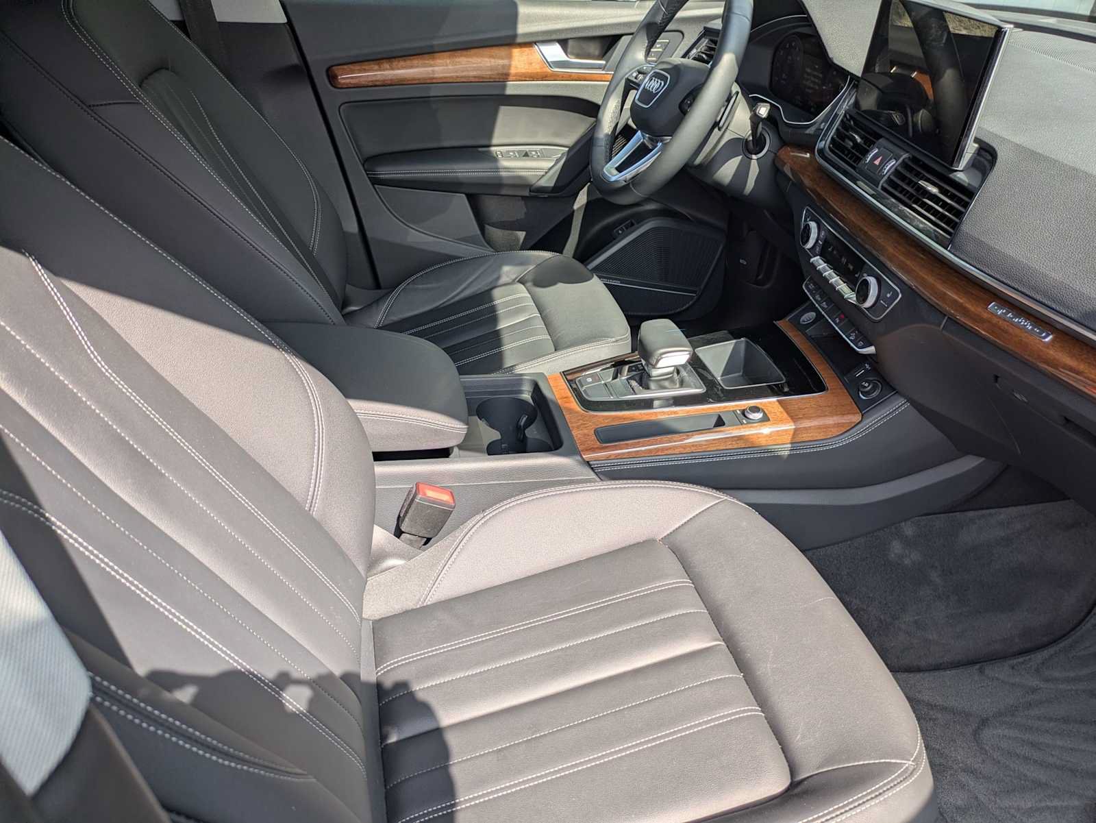 Certified 2023 Audi Q5 2.0T Premium Plus w/ Premium Plus Package AWD/4WD image 23