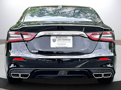 Used 2021 Nissan Maxima 3.5 SV w/ Floor Mat Group FWD image 8