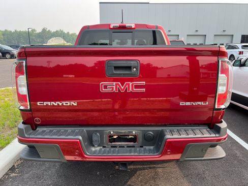 Used 2020 GMC Canyon Denali AWD/4WD image 4