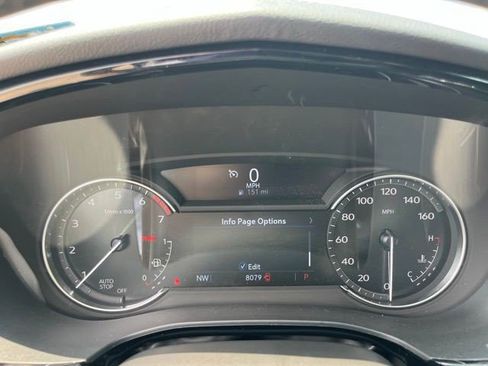 Certified 2025 Cadillac XT6 Luxury FWD image 19