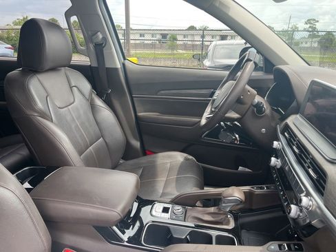 Used 2022 Kia Telluride SX w/ Nightfall Edition Package AWD/4WD image 8