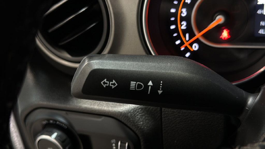 Used 2023 Jeep Wrangler Unlimited Sport AWD/4WD image 34