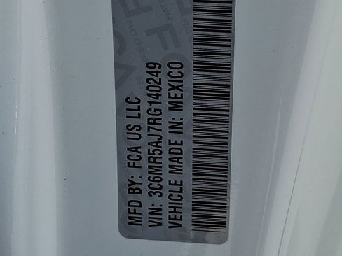 Used 2024 RAM 2500 Tradesman w/ Chrome Appearance Group image 27