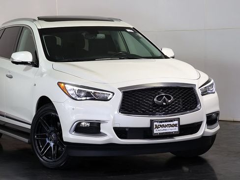 Used 2016 INFINITI QX60 Luxe w/ Premium Plus Package AWD/4WD image 6