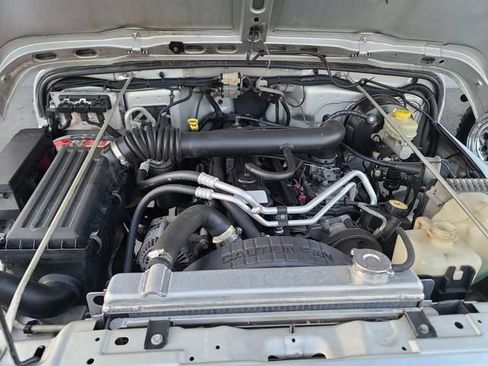 Used 2004 Jeep Wrangler 4WD image 42