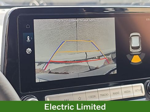 Used 2023 Hyundai Kona Limited FWD image 25