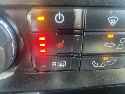 Used 2019 Ford F150 XLT w/ Equipment Group 302A Luxury image 15