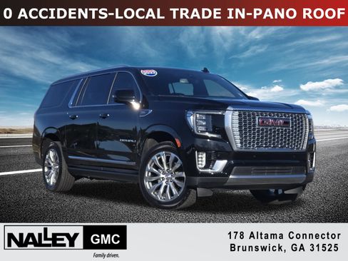 Used 2022 GMC Yukon XL Denali image 1