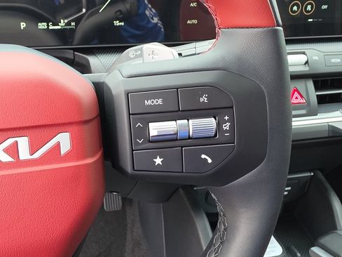 New 2026 Kia K4 GT-Line Turbo w/ GT-Line Premium Package FWD image 31