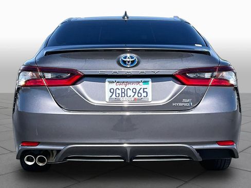 Used 2023 Toyota Camry SE w/ Audio Upgrade Package FWD image 4