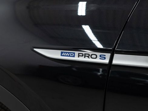 Used 2023 Volkswagen ID.4 Pro S Plus image 44