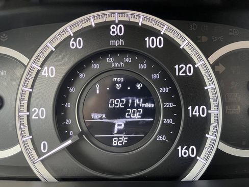 Used 2017 Honda Accord LX image 27