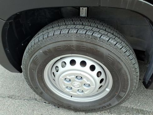 Used 2024 RAM ProMaster 3500 FWD image 24
