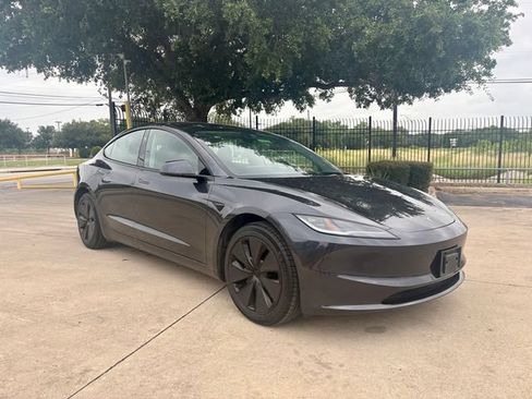 Used 2025 Tesla Model 3 Long Range RWD image 1
