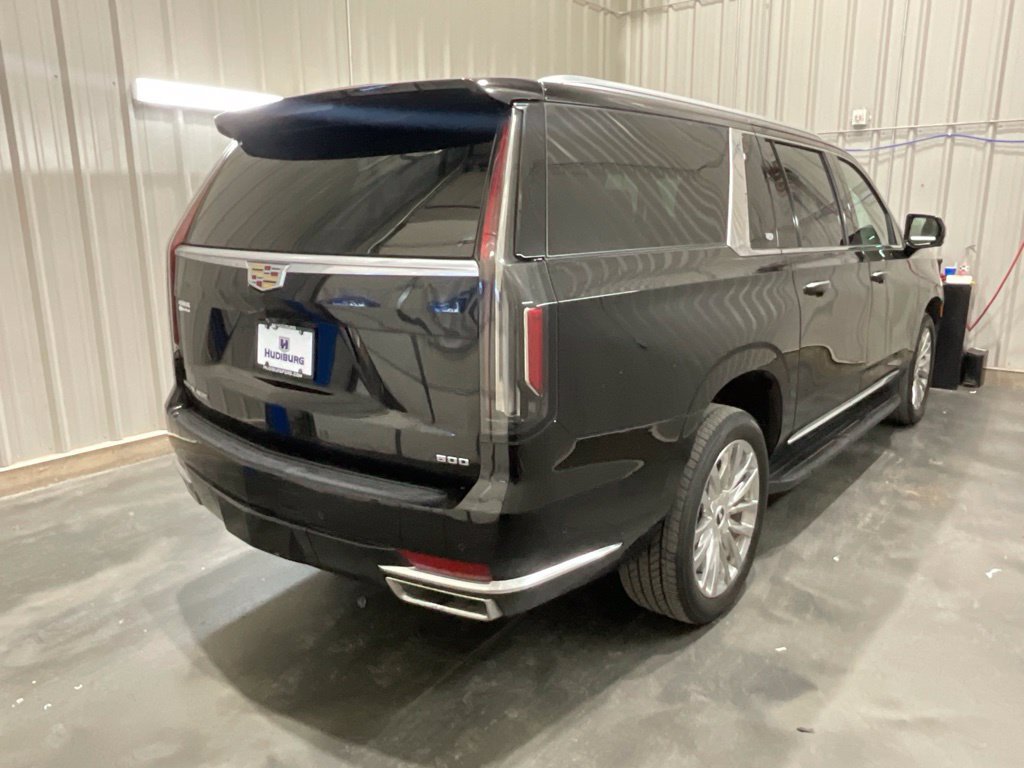 Used 2021 Cadillac Escalade ESV Premium Luxury AWD/4WD image 26
