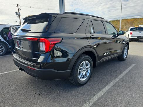New 2026 Ford Explorer Active image 3