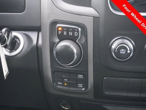 Used 2017 RAM 1500 Express image 23