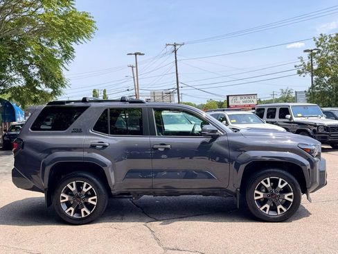 Used 2025 Toyota 4Runner TRD Sport AWD/4WD image 7
