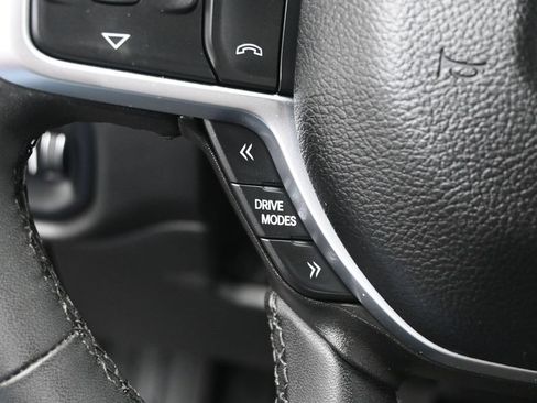 Used 2025 RAM 1500 Big Horn AWD/4WD image 19