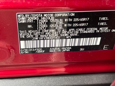 Certified 2021 Toyota RAV4 LE image 28