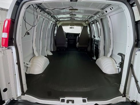Used 2020 Chevrolet Express 2500 w/ Driver Convenience Package RWD image 23