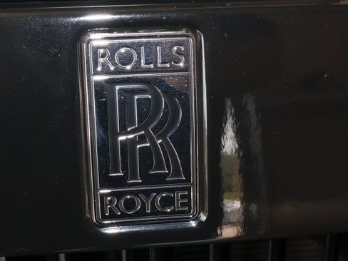 Used 2018 Rolls-Royce Wraith RWD image 44
