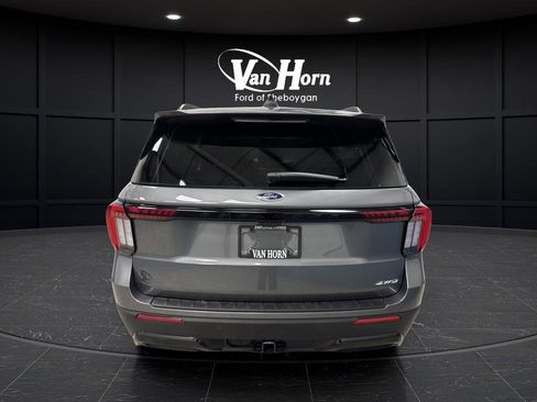 Used 2025 Ford Explorer ST-Line w/ Premium Package image 14