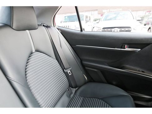 Used 2023 Toyota Camry SE w/ Convenience Package FWD image 14