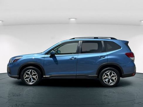 Used 2020 Subaru Forester Premium AWD/4WD image 4