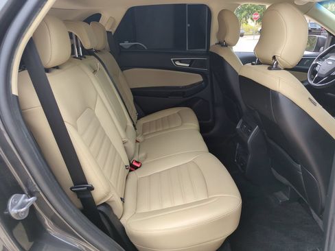 Used 2018 Ford Edge SEL w/ Equipment Group 201A FWD image 23