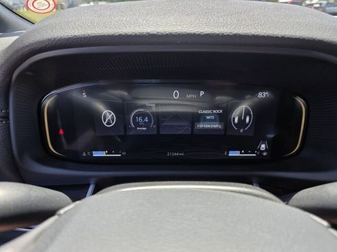 Used 2023 Jeep Wagoneer 4WD w/ Premium Group I image 28