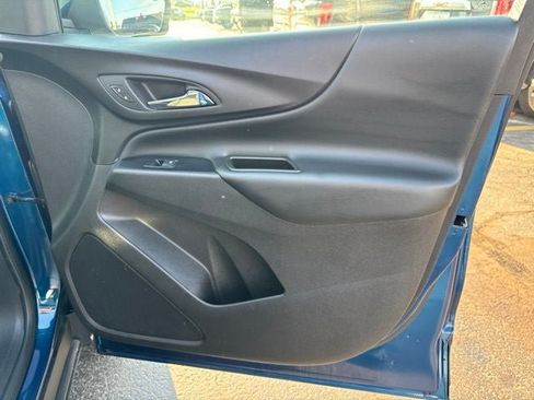 Used 2019 Chevrolet Equinox LT FWD image 28