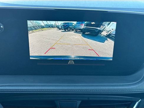 Used 2024 Buick Encore GX Sport Touring image 13