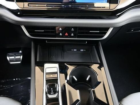 New 2026 Volkswagen Atlas Cross Sport SEL R-Line AWD/4WD image 27
