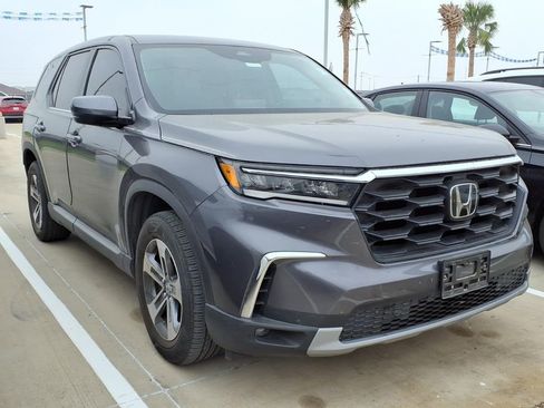 Used 2025 Honda Pilot EX-L image 1